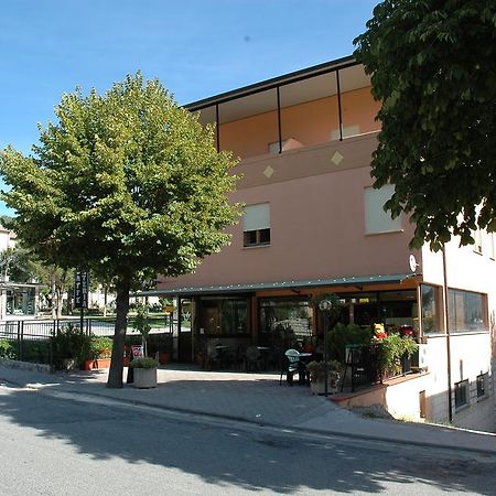 Hotel Il Quadrifoglio Cascia Eksteriør billede