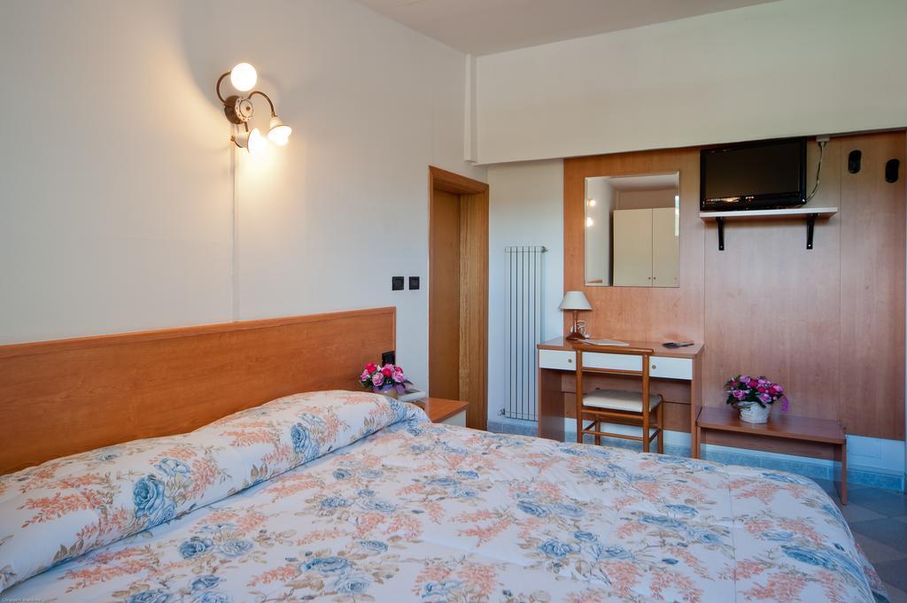Hotel Il Quadrifoglio Cascia Værelse billede