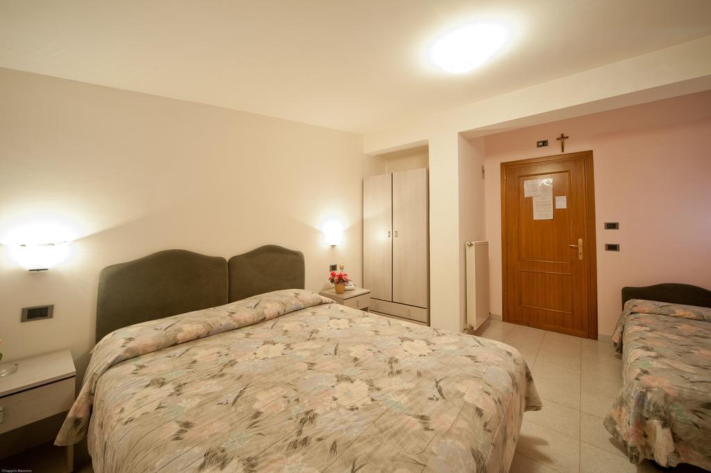 Hotel Il Quadrifoglio Cascia Værelse billede