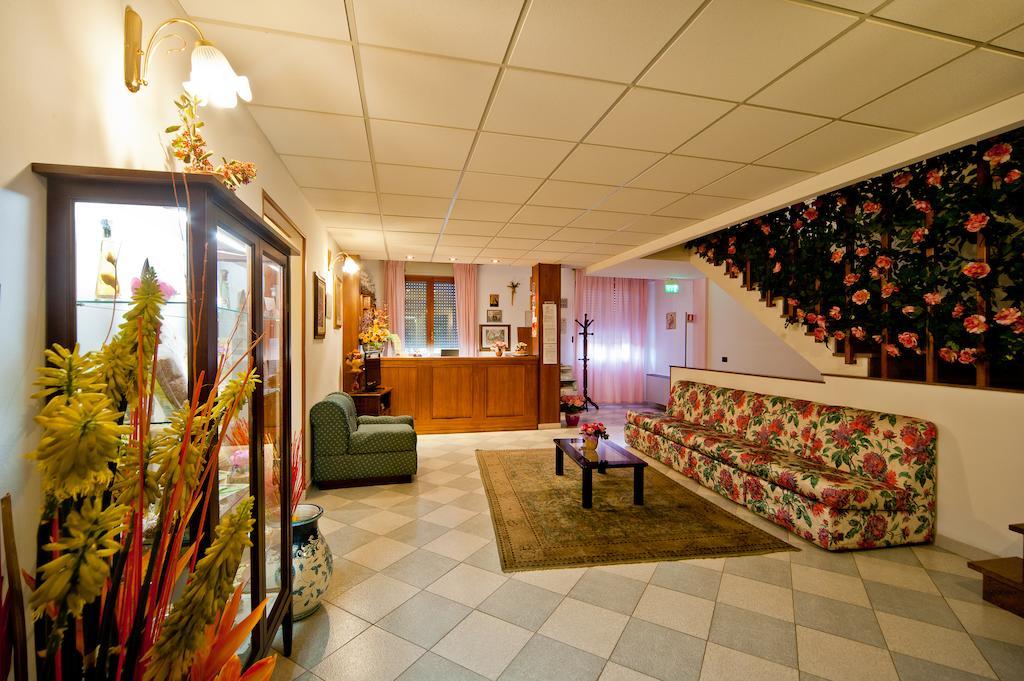 Hotel Il Quadrifoglio Cascia Eksteriør billede