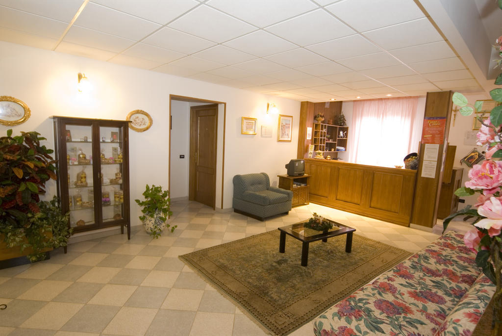 Hotel Il Quadrifoglio Cascia Eksteriør billede