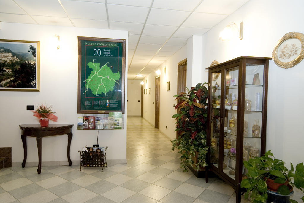 Hotel Il Quadrifoglio Cascia Eksteriør billede