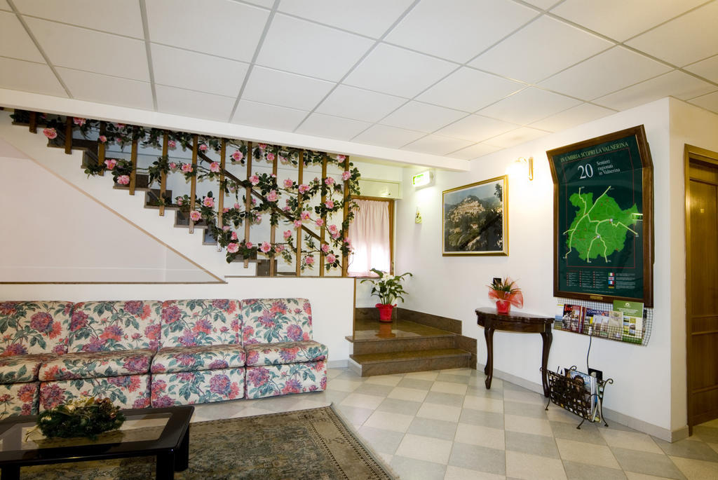 Hotel Il Quadrifoglio Cascia Eksteriør billede